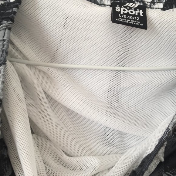 PLAGE SPORT SWIMMING SET - LONG SLEEVET-SHIRT AND SHORTS FOR BOYS, SZ. 10-12 - Picture 5 of 5